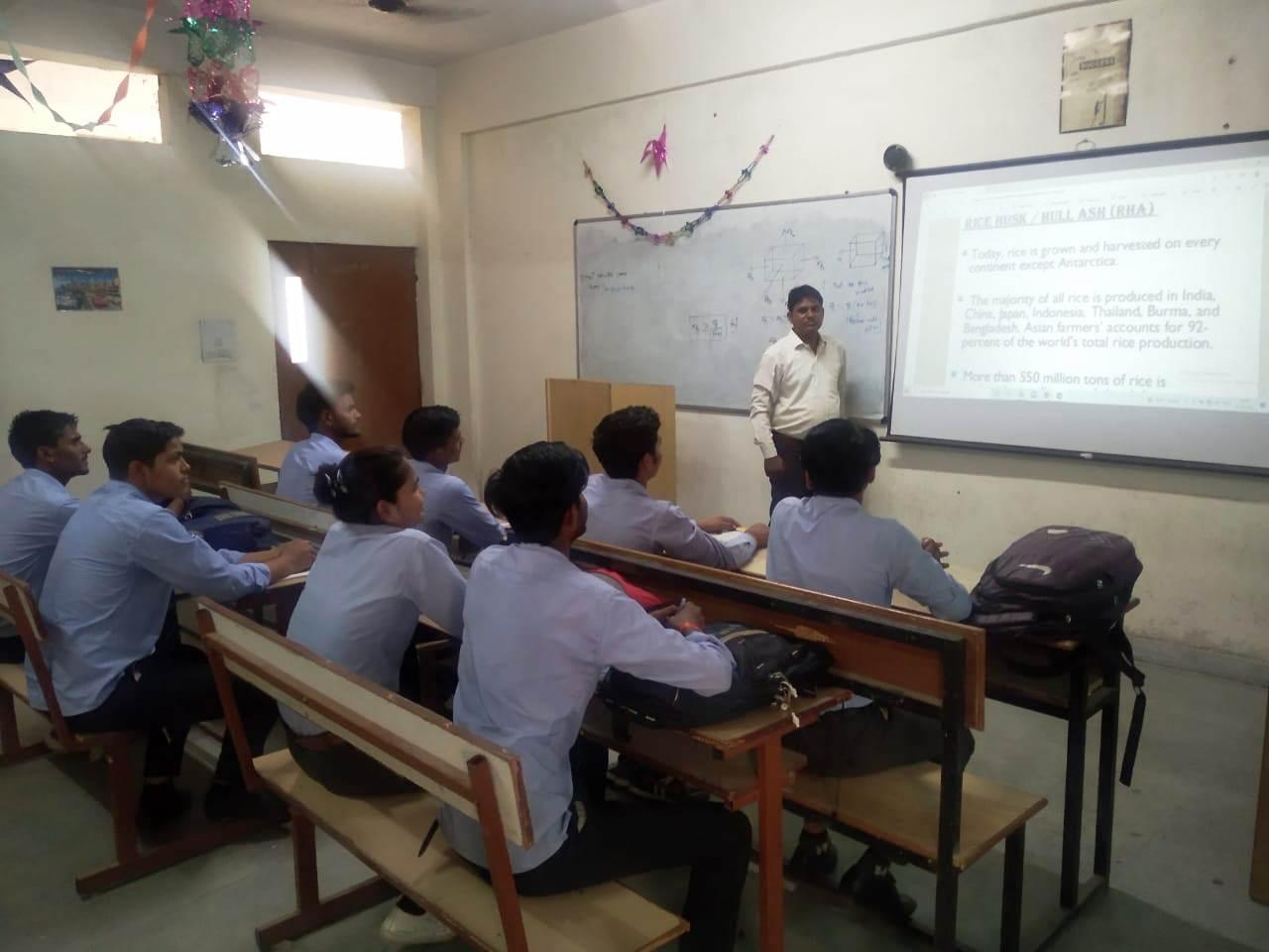 Eshan College of Engineering & Management Agra Digital Classroom photo 9